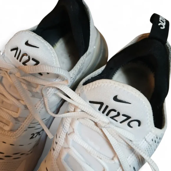 Nike Air 270 Women's Size 9 White and Black Athletic Sneakers - Picture 8 of 11